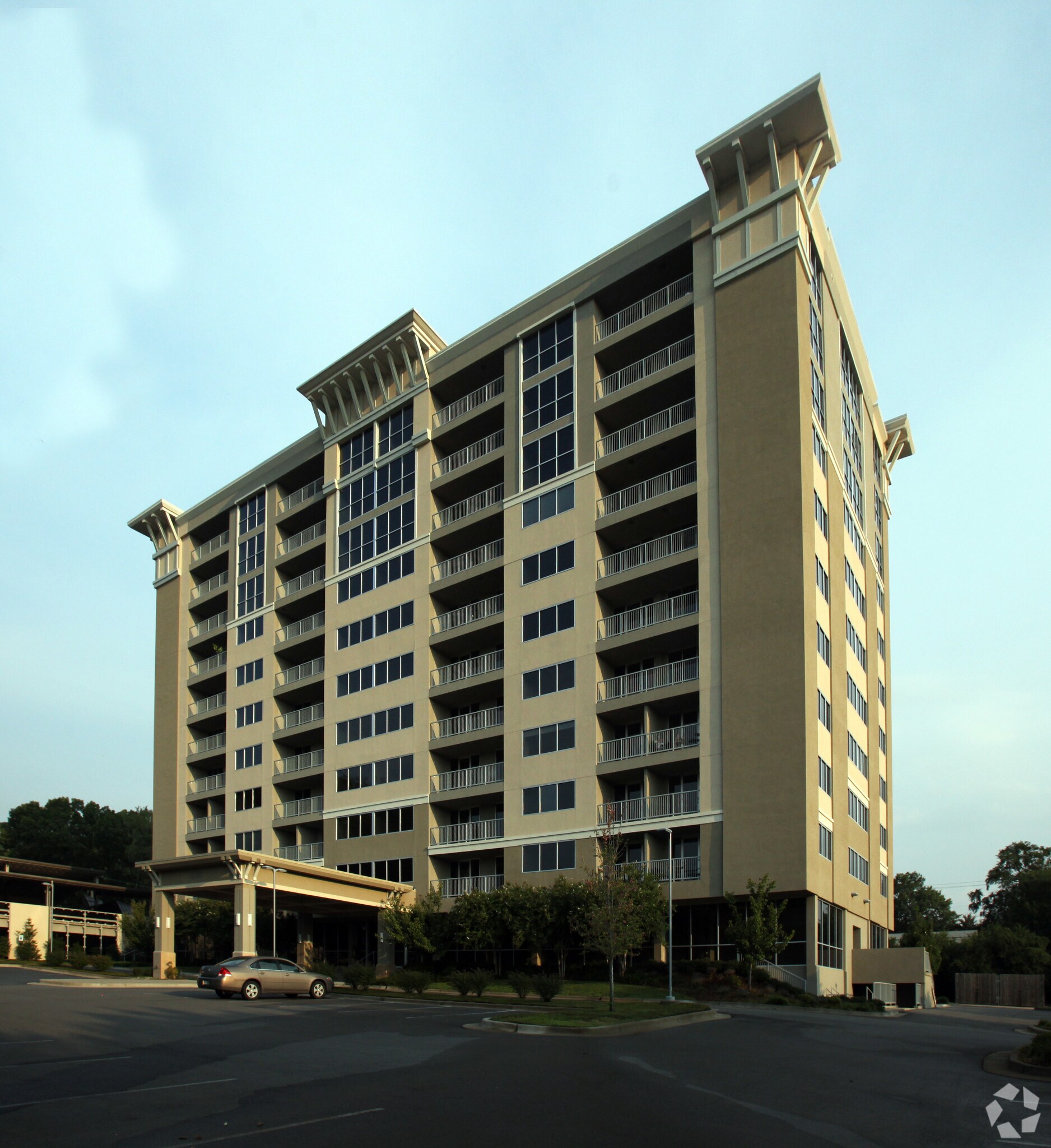 3700 Cantrell Rd, Little Rock, AR for Rent