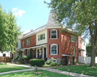Topeka, KS Apartments - 929 SW Huntoon St
