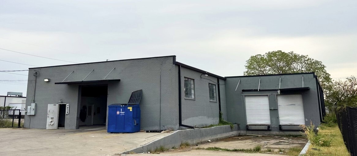 4936 Reading St, Dallas, TX for Rent