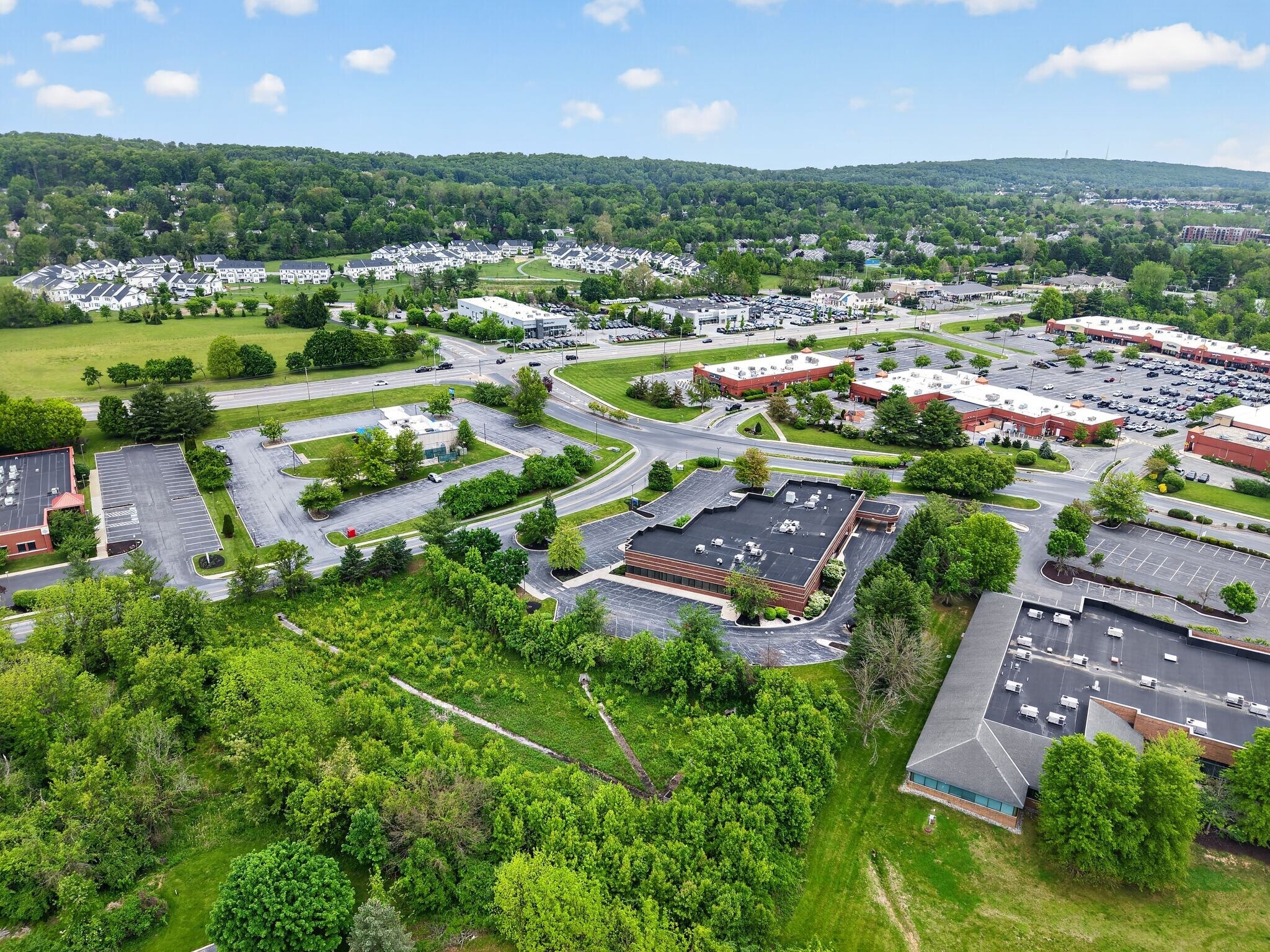 470 John Young Way, Exton, PA for Rent