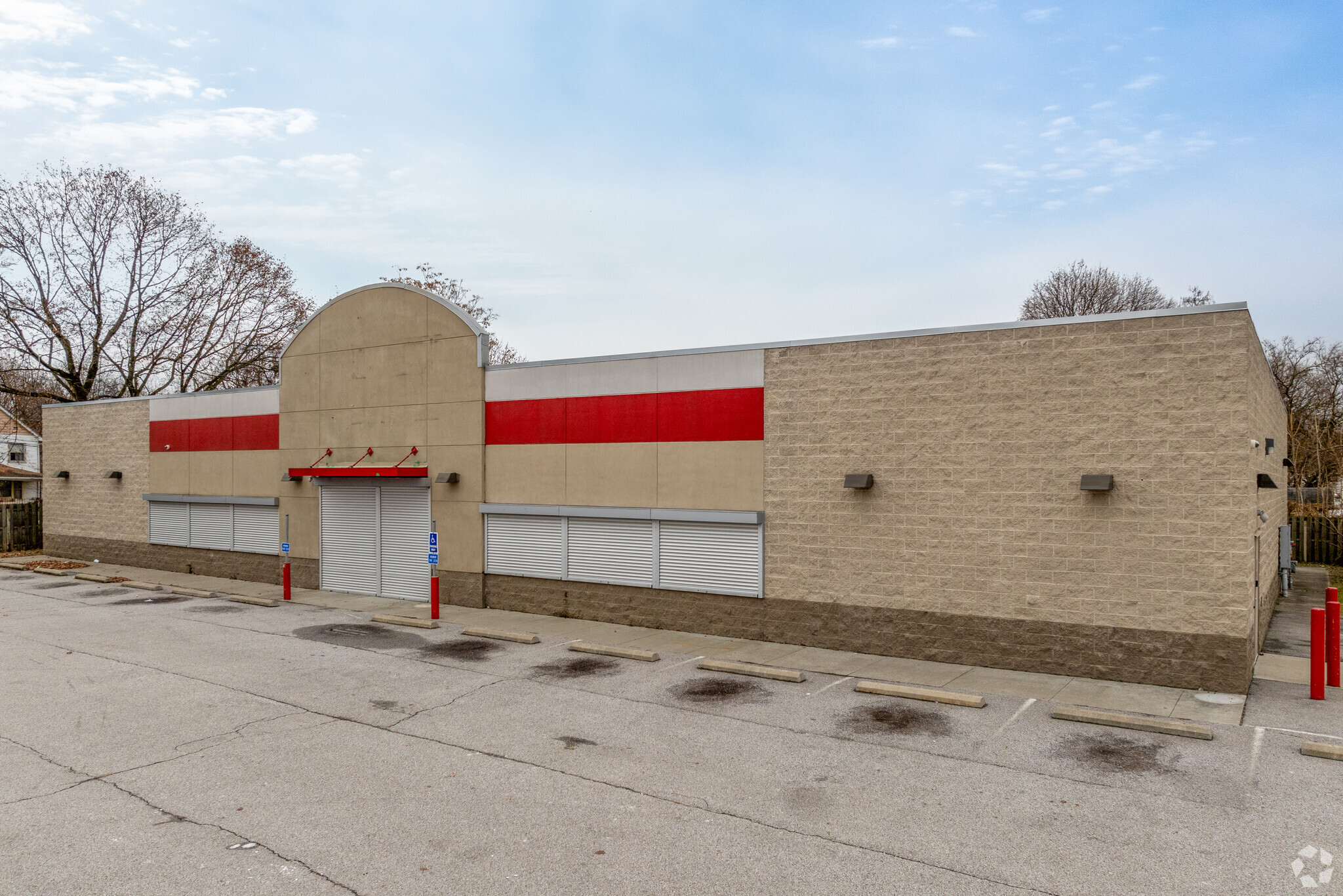 580 Vernon Odom Blvd, Akron, OH for Rent