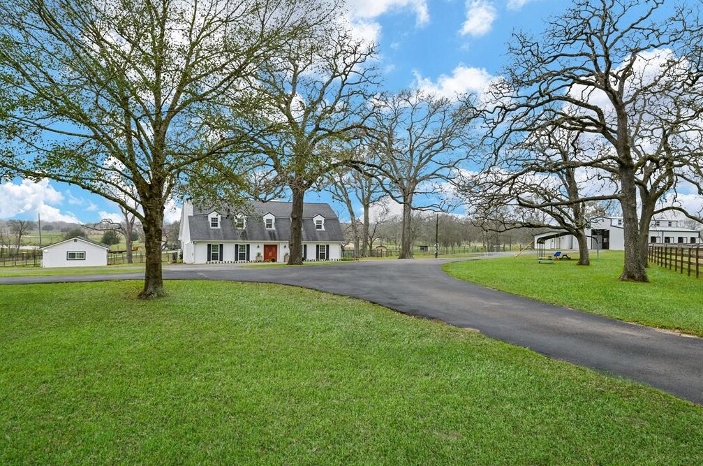 8811 FM 359 Rd, Richmond, TX for Sale