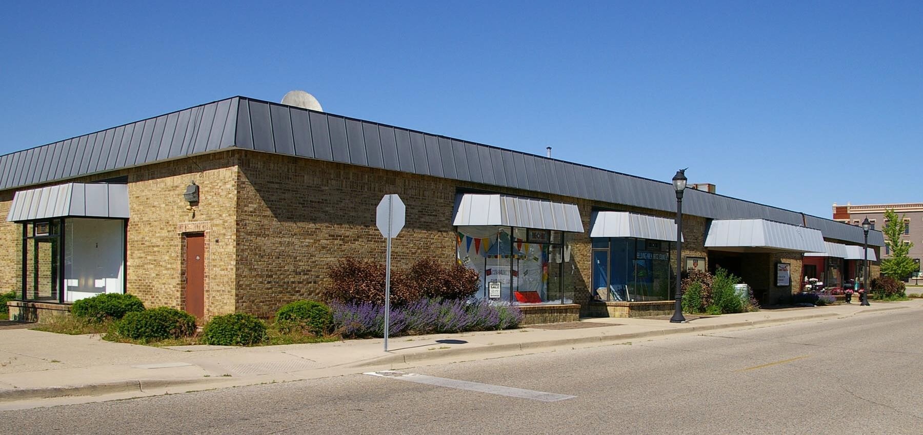 250-600 Covered Vlg, Belding, MI for Rent