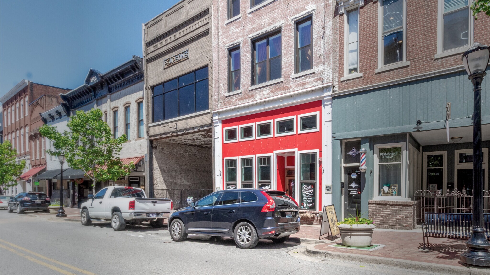 125 Franklin St, Clarksville, TN for Sale
