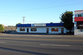 Portland, OR Storefront - 2935-2945 NE Sandy Blvd