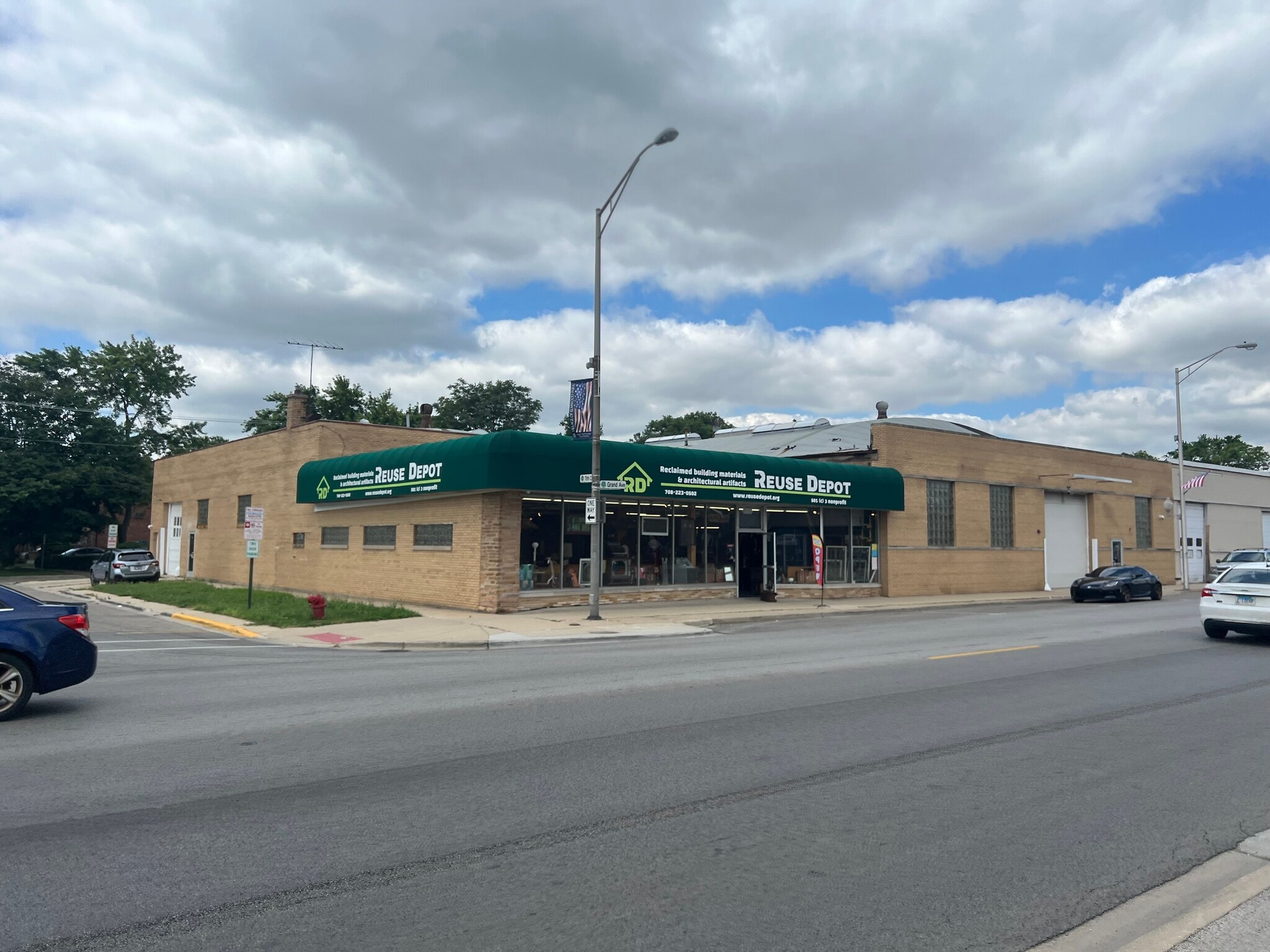 7829-7839 W Grand Ave, Elmwood Park, IL for Rent