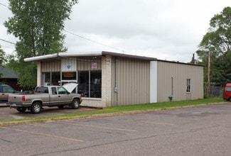 Lakeland, MN Freestanding - 84 Saint Croix Trl S