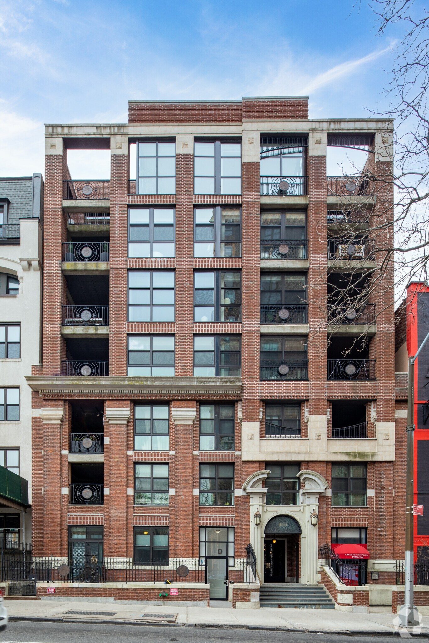 910 Union St, Brooklyn, NY for Sale