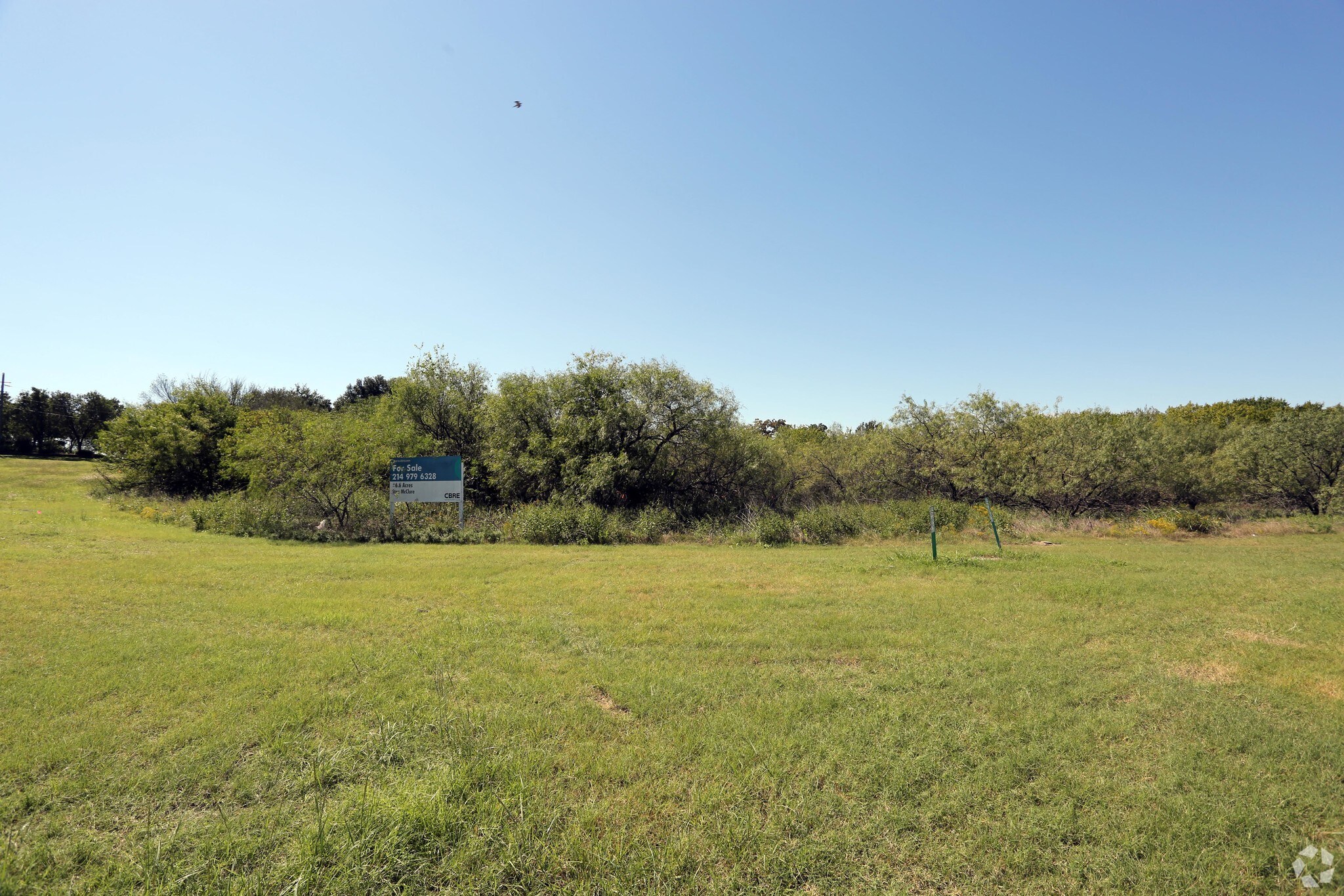 W Pioneer Pky @ W Green Oaks Blvd, Fort Worth, TX for Sale