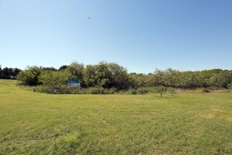 Fort Worth, TX Commercial Land - W Pioneer Pky @ W Green Oaks Blvd