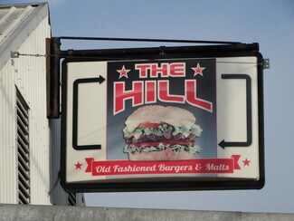 Bellville, TX Retail - 758 W Main St