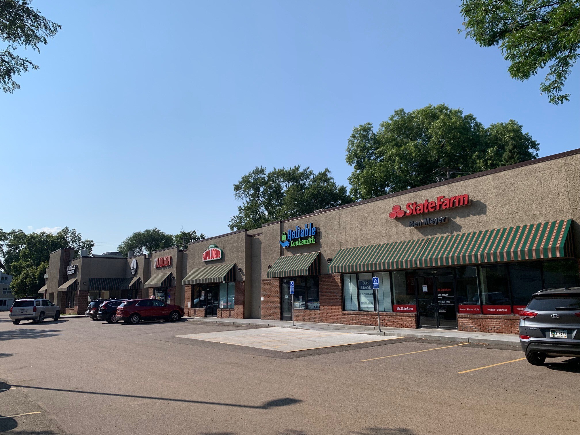 6312 Minnetonka Blvd, Saint Louis Park, MN for Rent