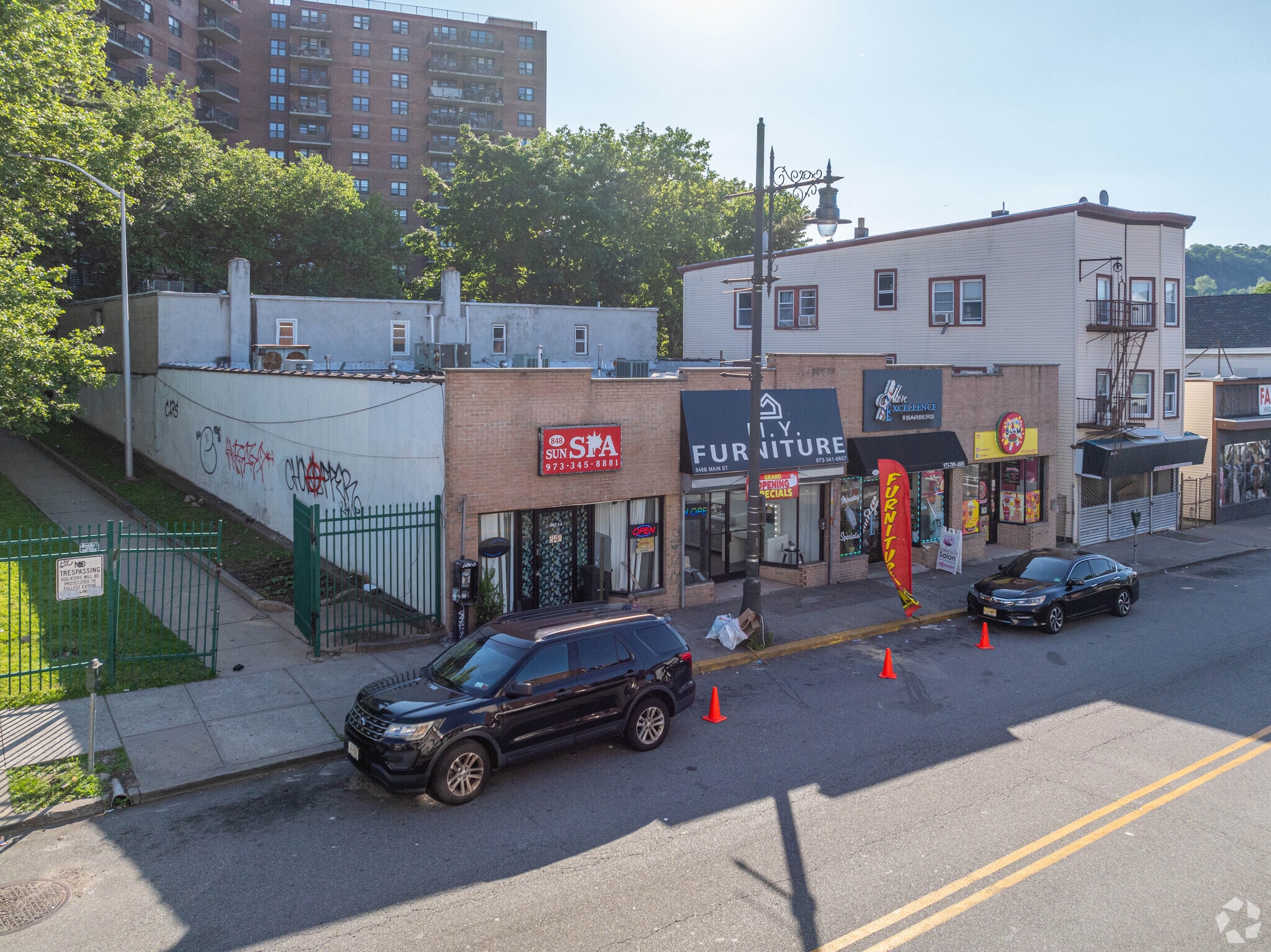 844-846 Main St, Paterson, NJ for Rent