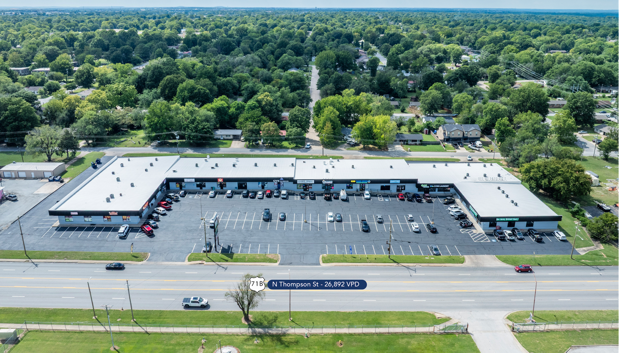812 N Thompson St, Springdale, AR for Sale