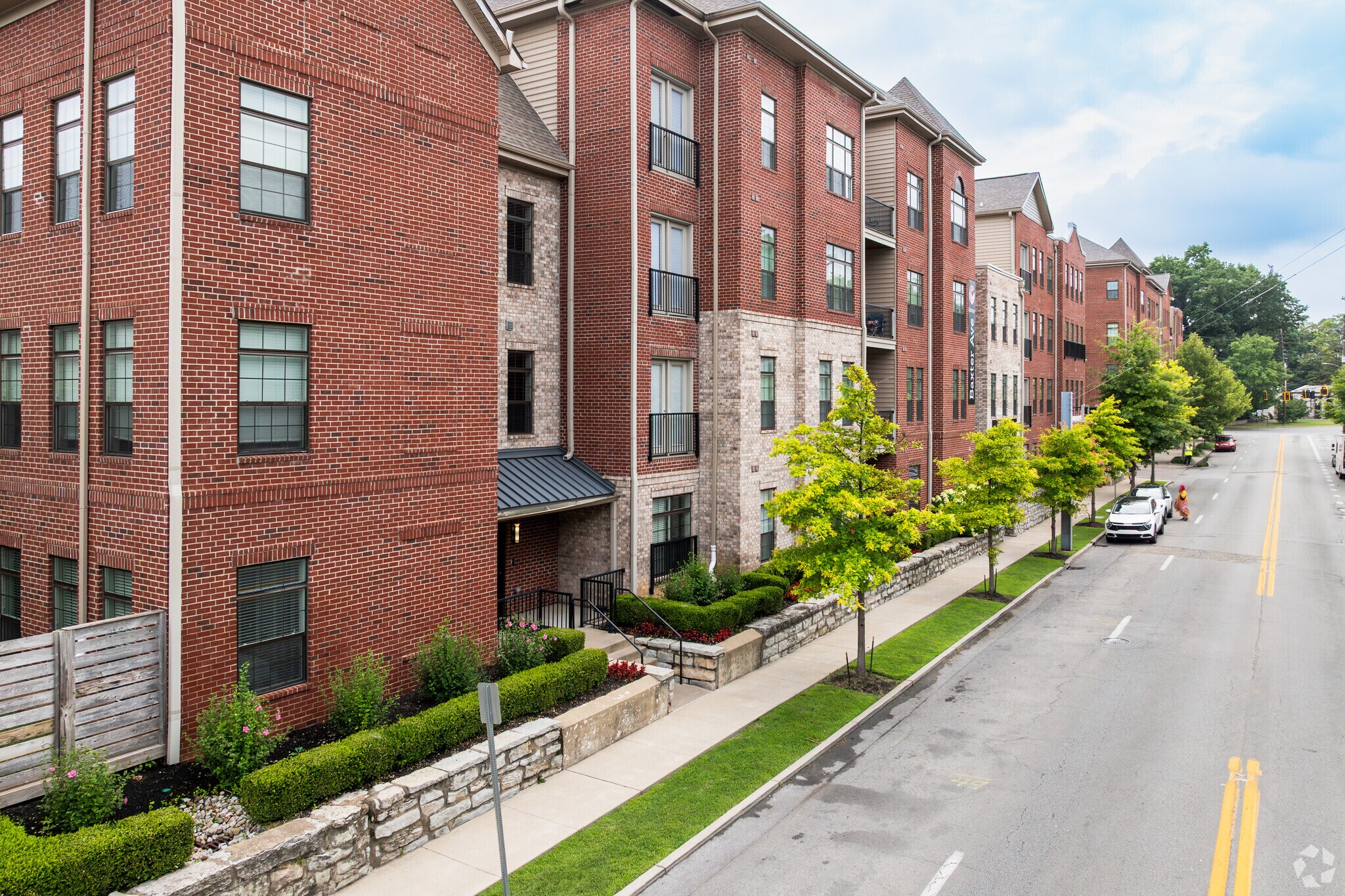 1221 E Broadway, Louisville, KY for Rent