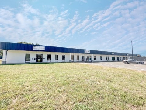 5 National Dr, Windsor Locks, CT for Rent