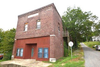 Watts, OK Apartments - 114 Main St