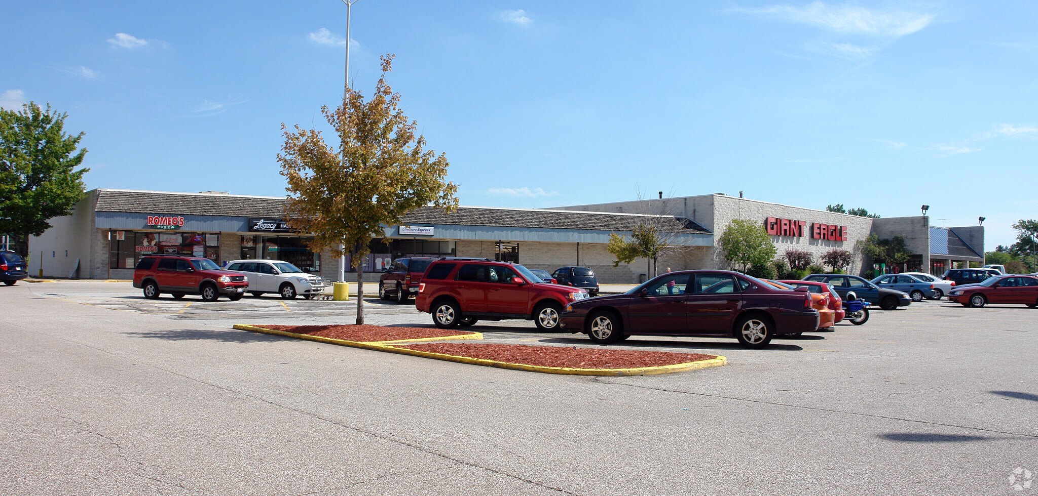 200-210 Great Oaks Trl, Wadsworth, OH for Rent