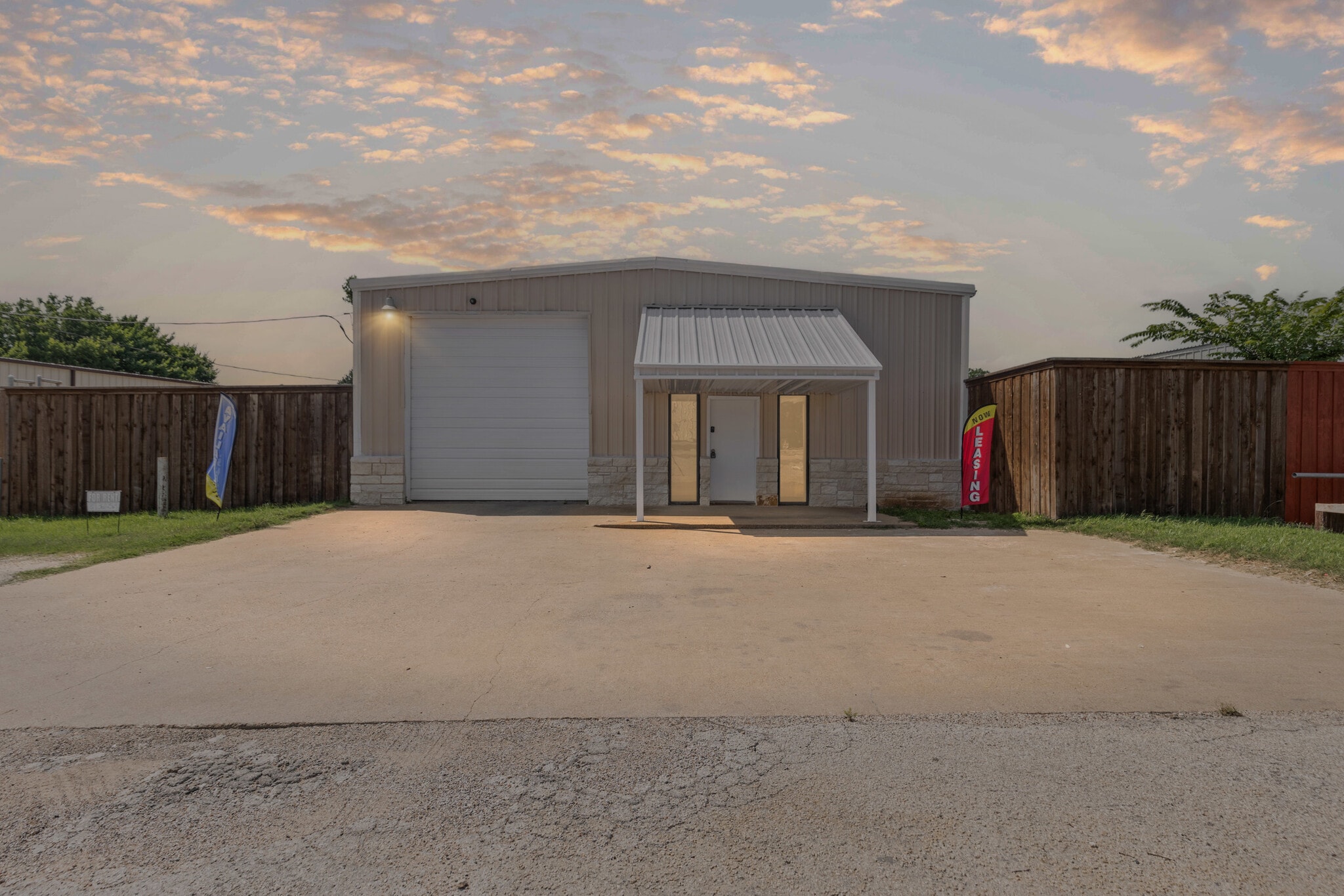 4715 Turner Warnell Rd, Arlington, TX for Sale