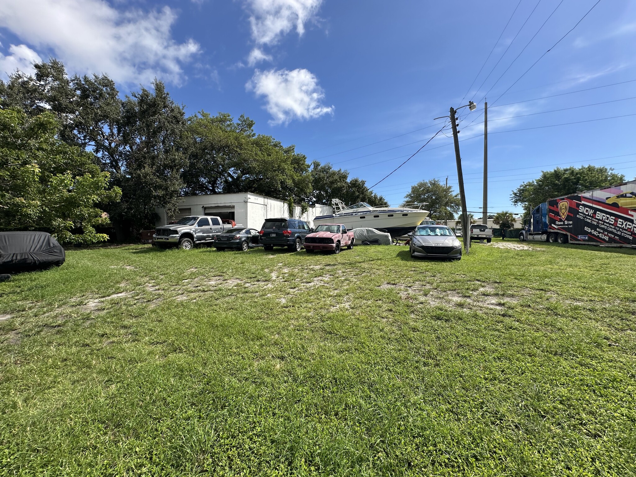 112-115 NW 4 Ave, Dania Beach, FL for Rent