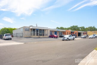 San Antonio, TX Flex - 12114-12122 Radium St