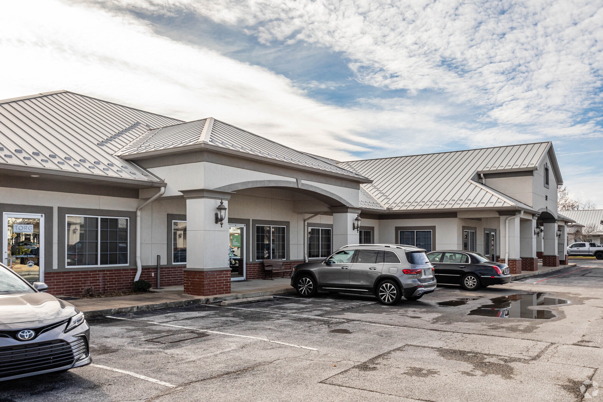 307 SW 18th St, Bentonville, AR for Rent