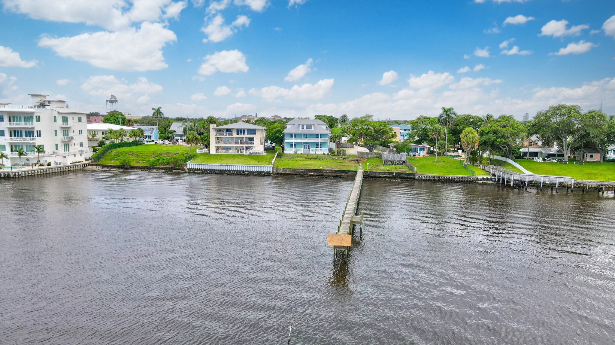 15 SE Seminole St, Stuart, FL for Sale