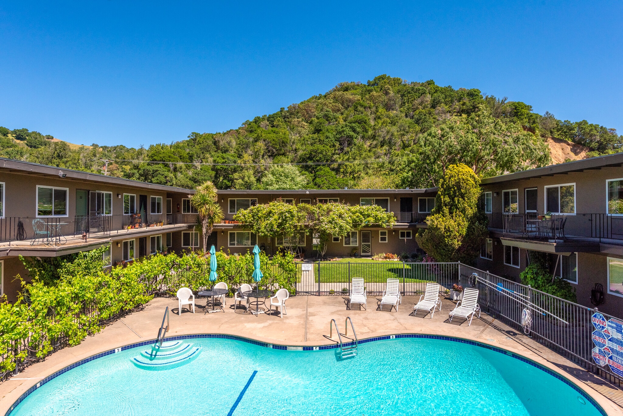 2555 Sir Francis Drake Blvd, Fairfax, CA for Sale