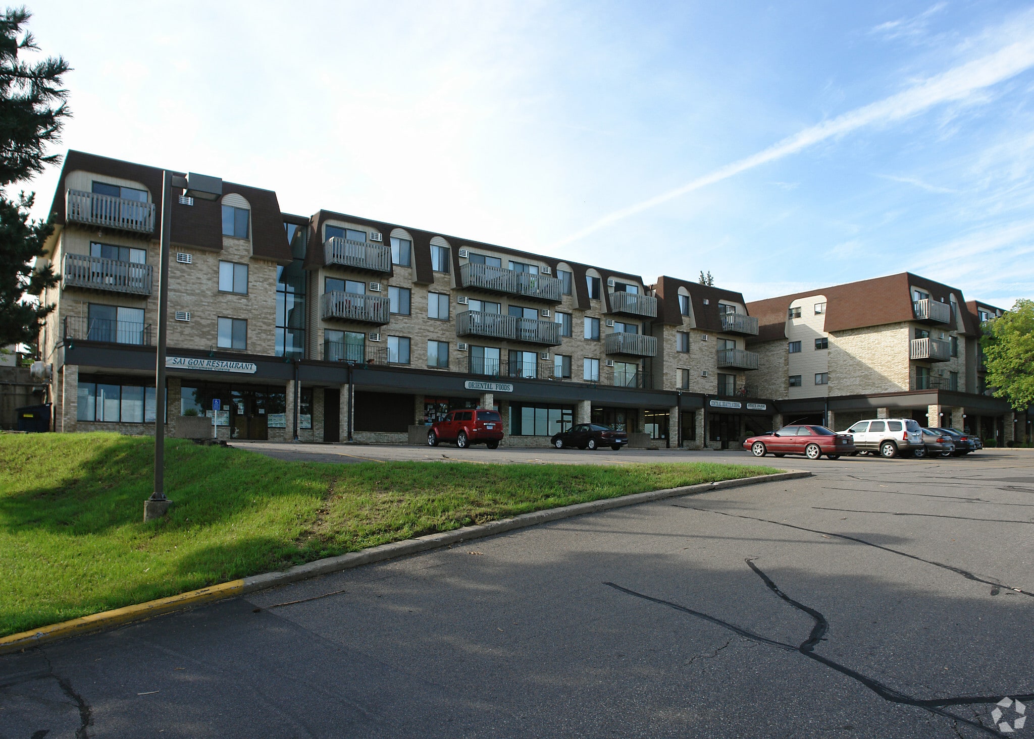 3902-3938 Cedar Grove Pky, Eagan, MN for Rent