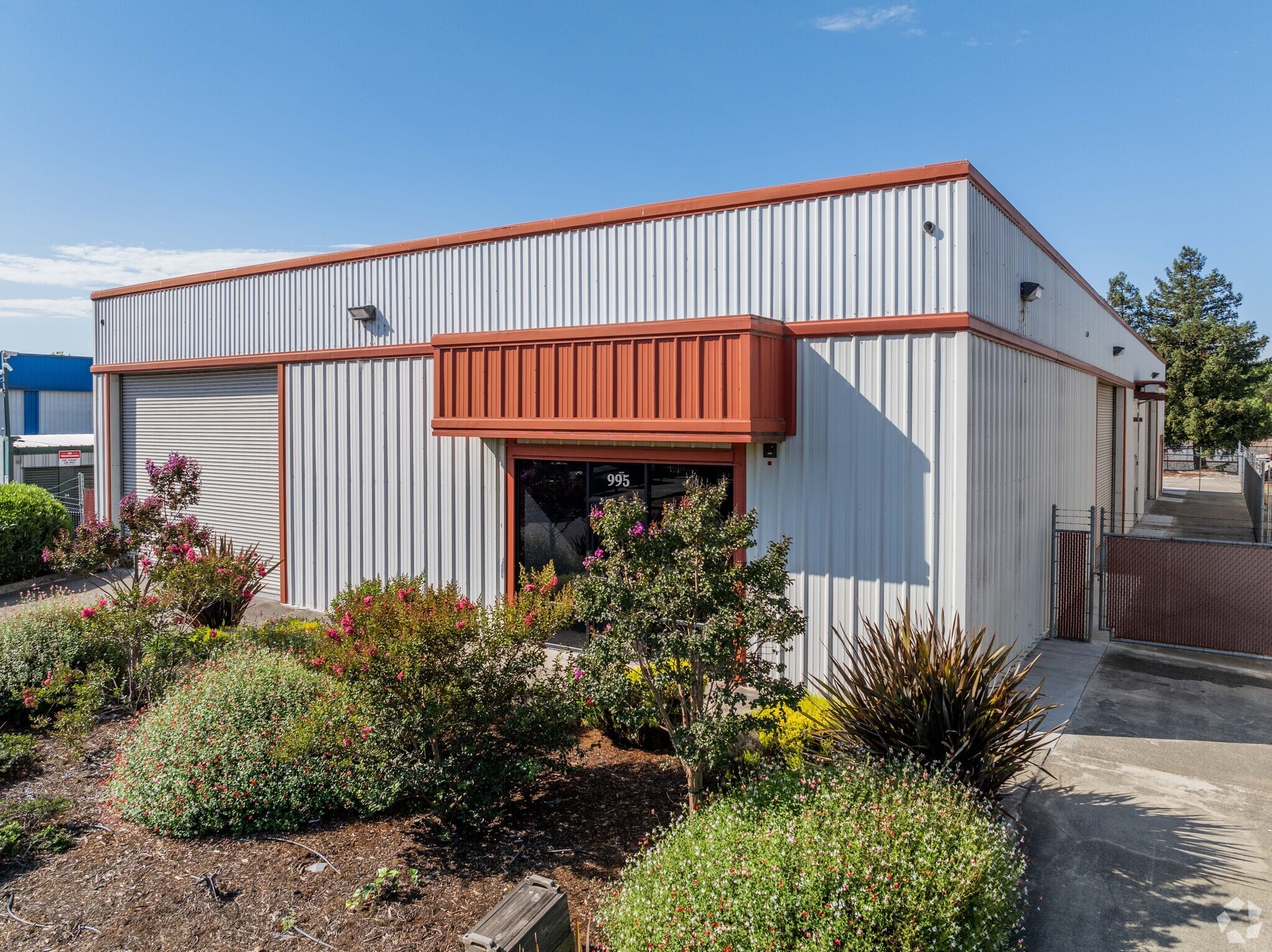 995 Transport Way, Petaluma, CA for Sale