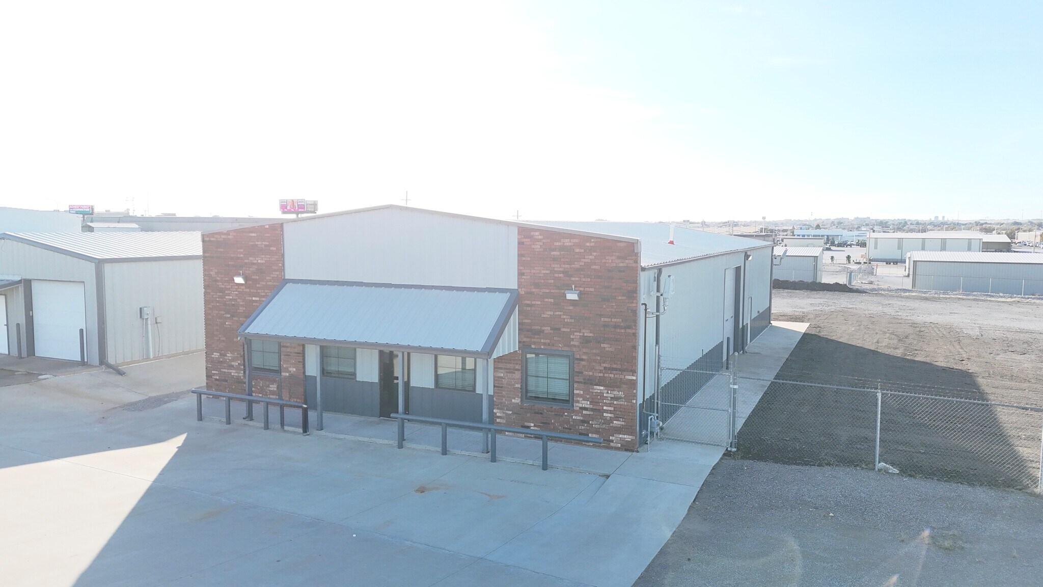207 N Loomis Rd, Weatherford, OK for Sale