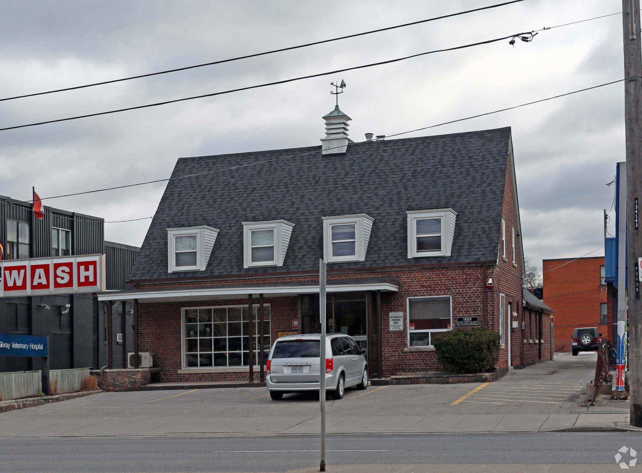 1525 Avenue Rd, Toronto, ON for Rent