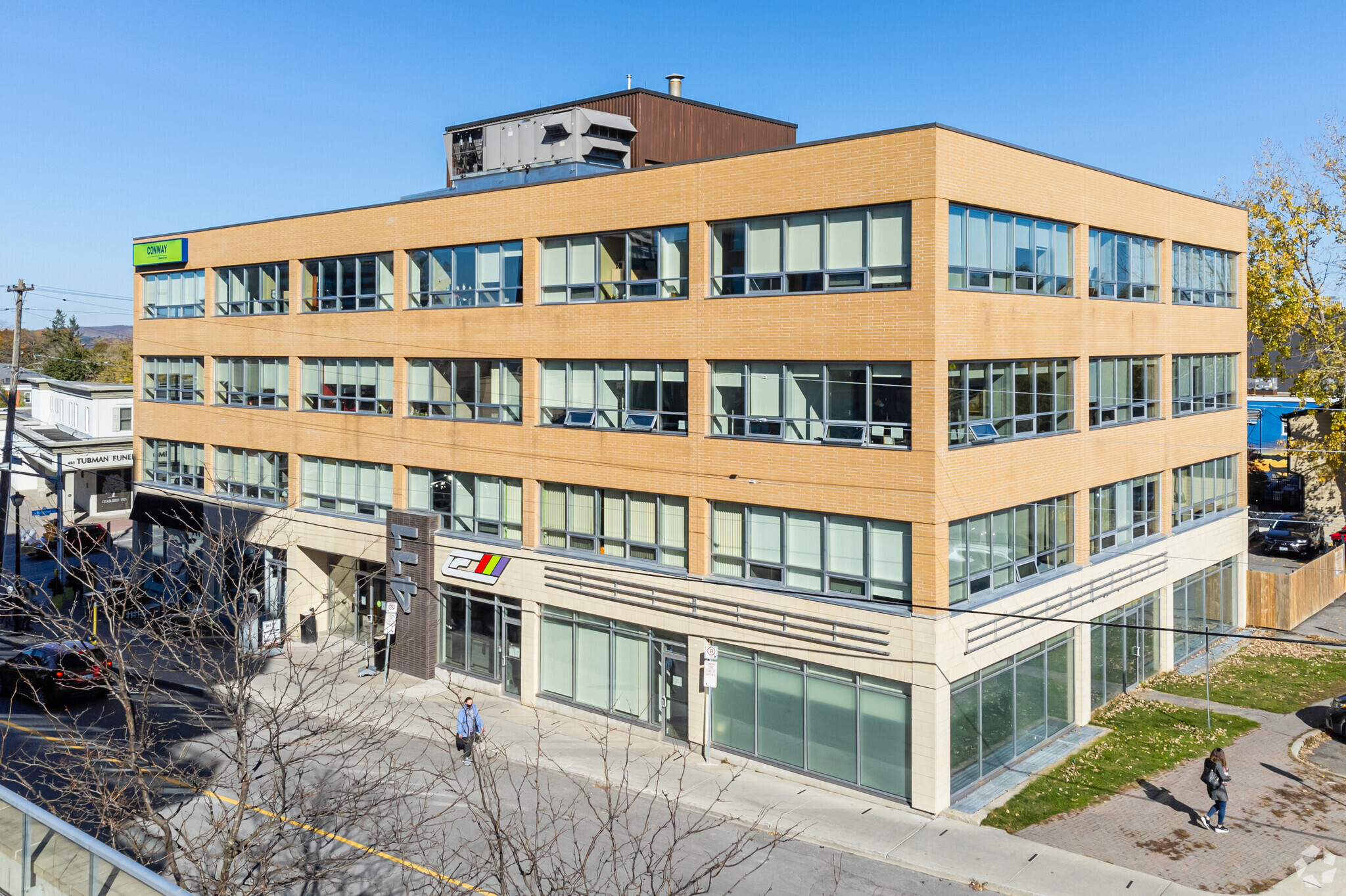 411 Roosevelt Ave, Ottawa, ON for Rent