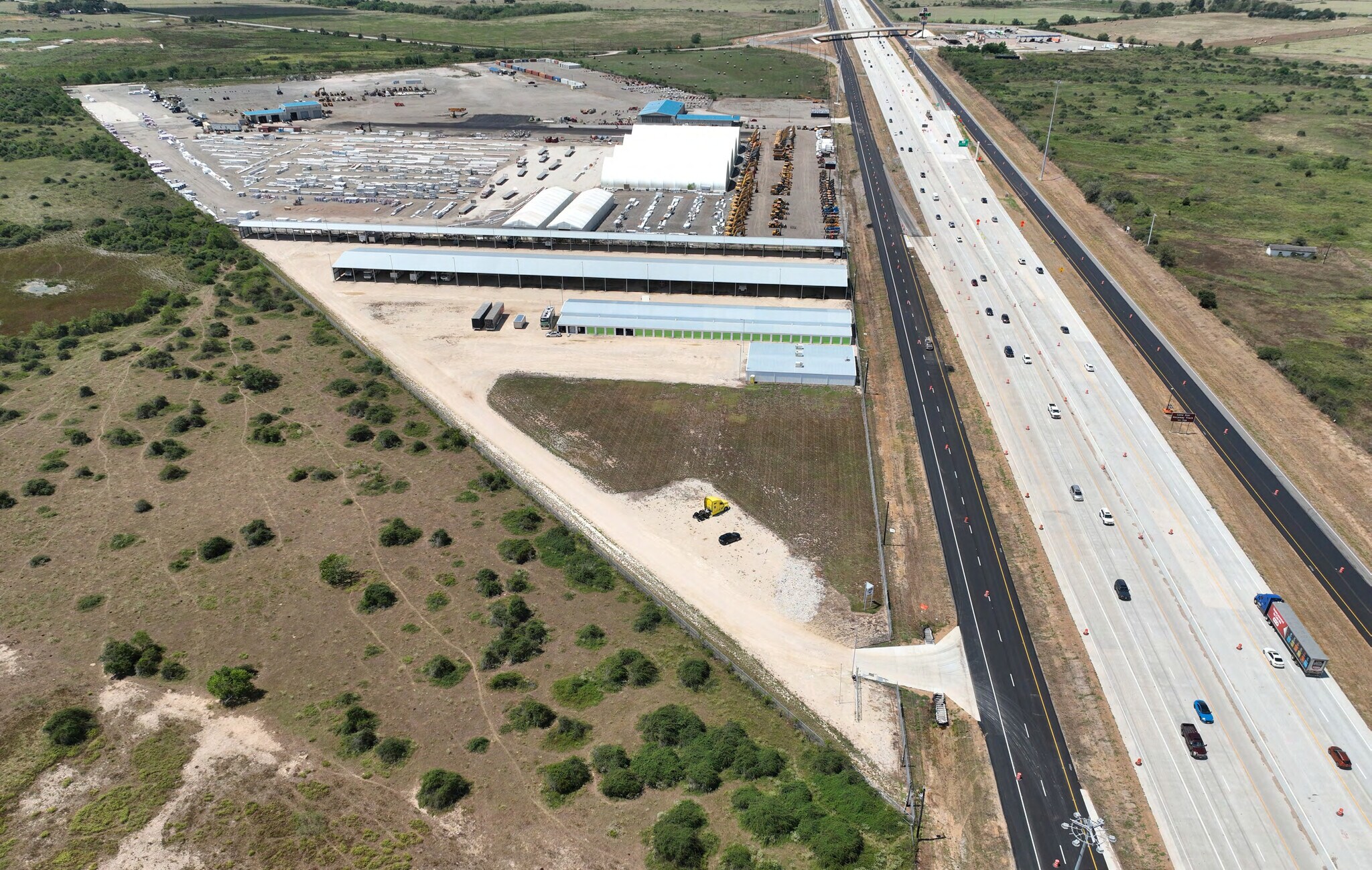 7106 Interstate 10, Cat Spring, TX for Rent