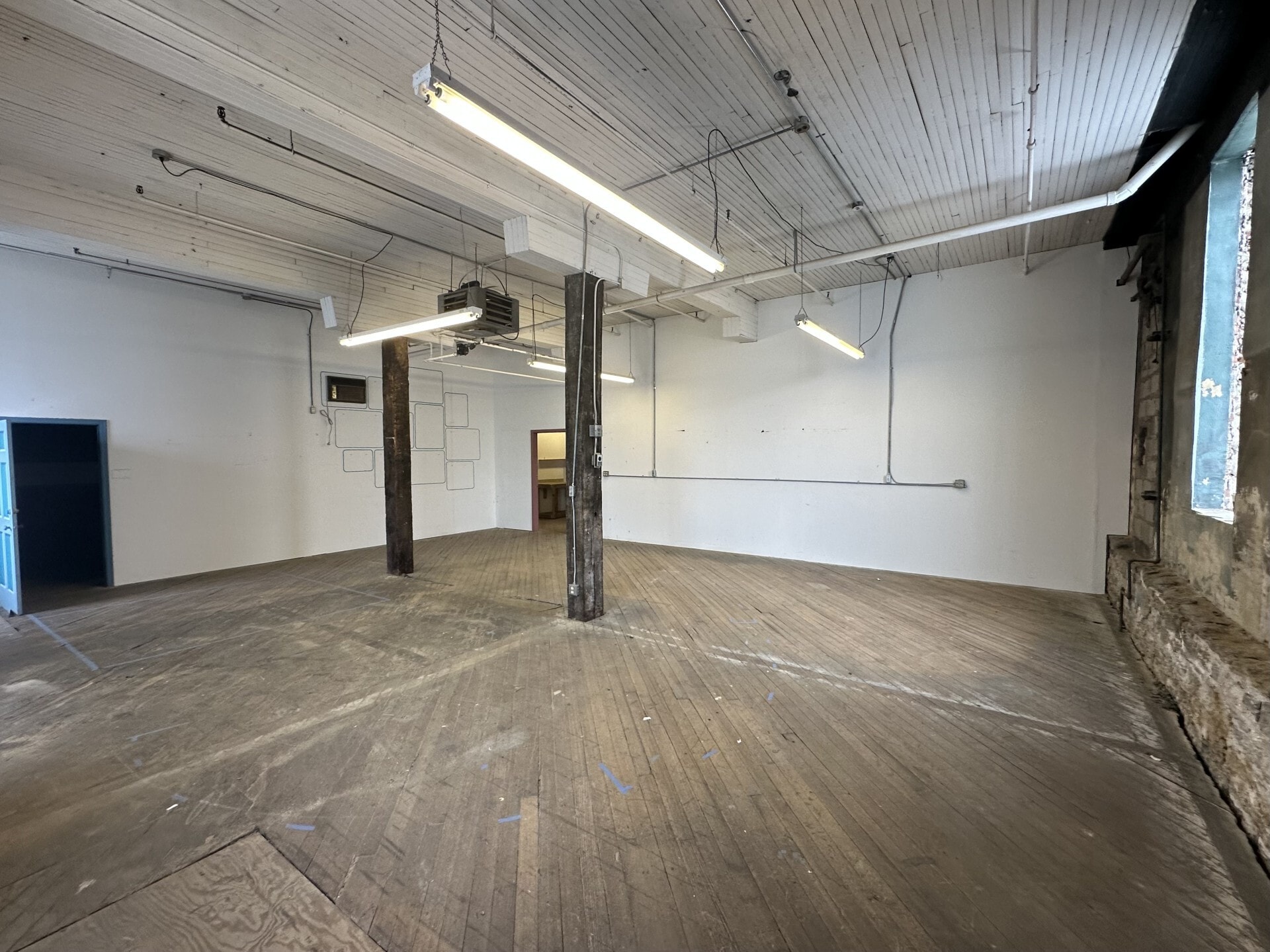 1972 Central Ave, Cincinnati, OH for Rent