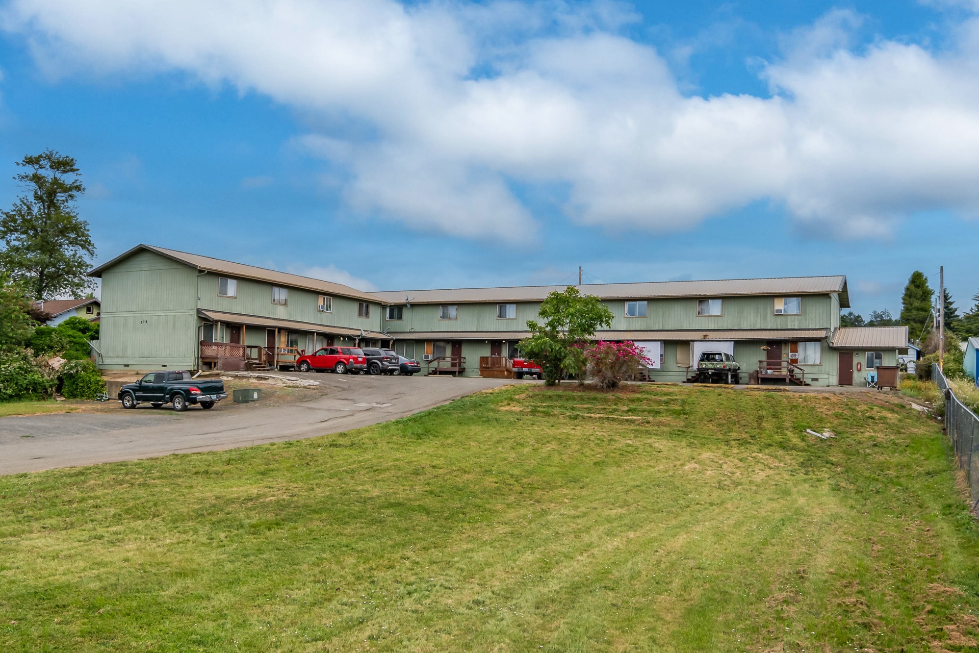275 NW Rose St, Winston, OR for Sale