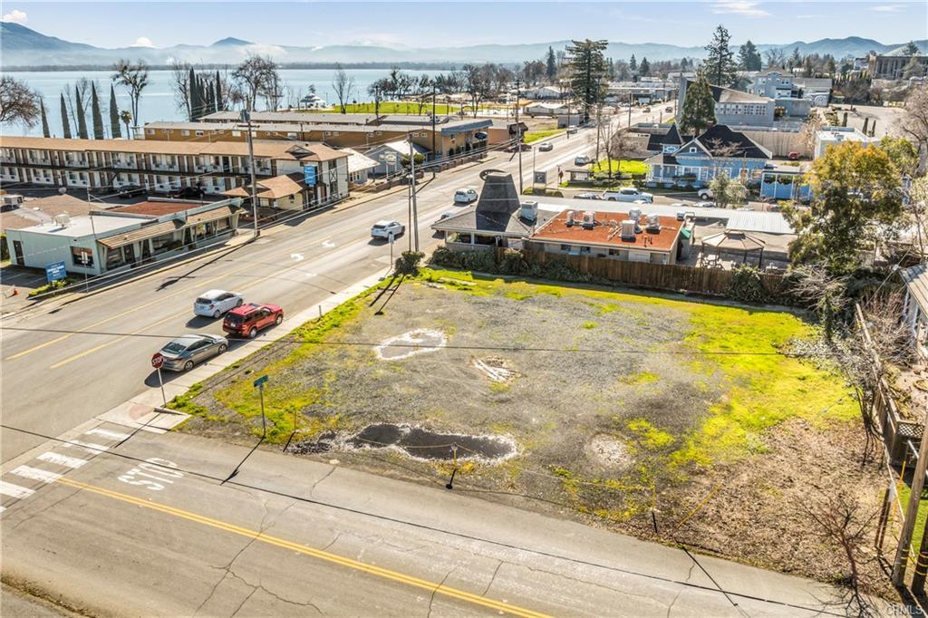 1095 N Main St, Lakeport, CA for Sale