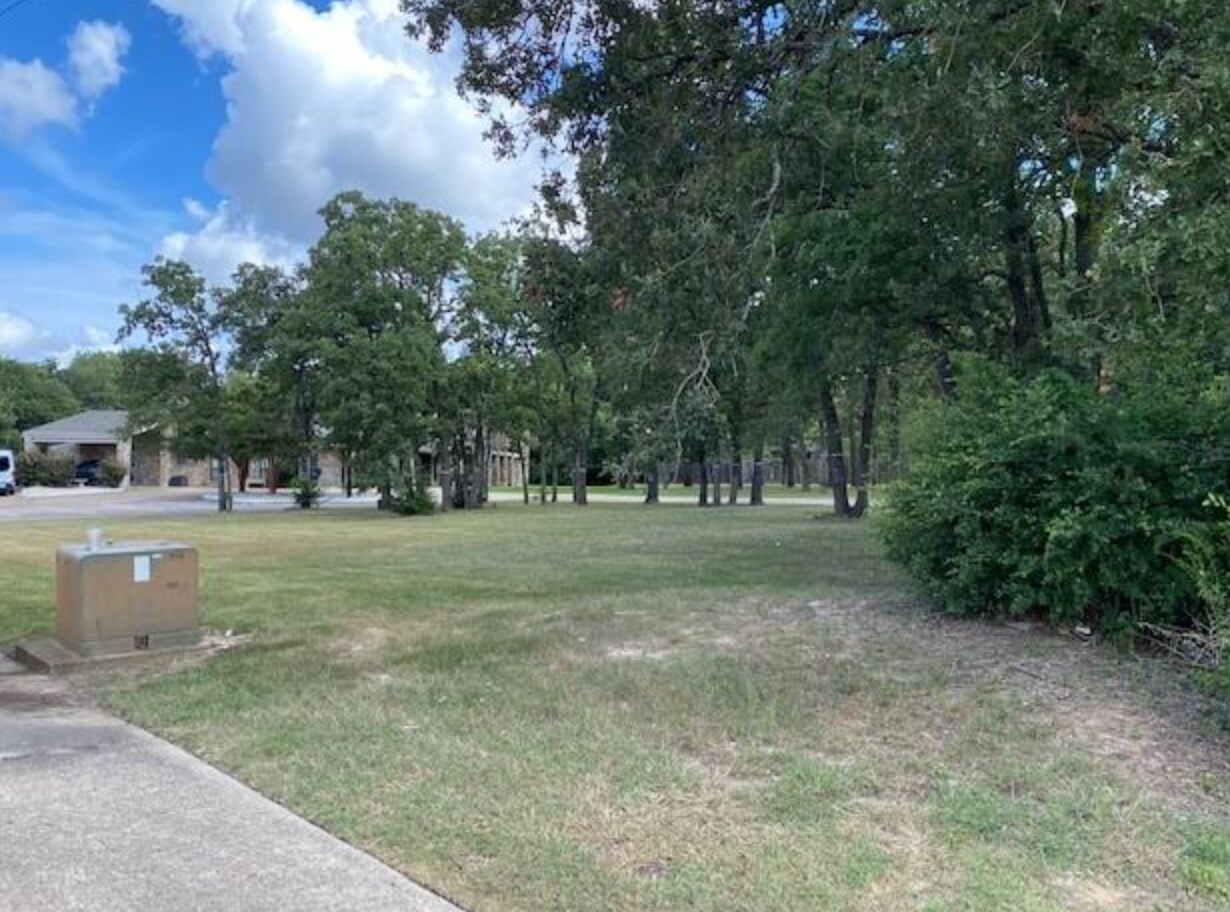 1308 W Villa Maria, Bryan, TX for Sale