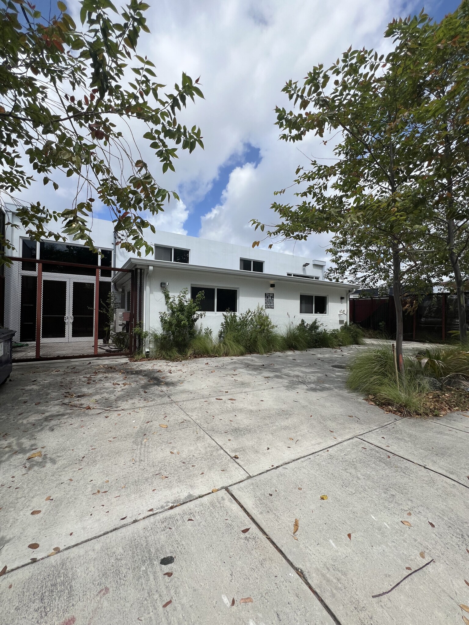 6240 NE 4th Ct, Miami, FL for Rent