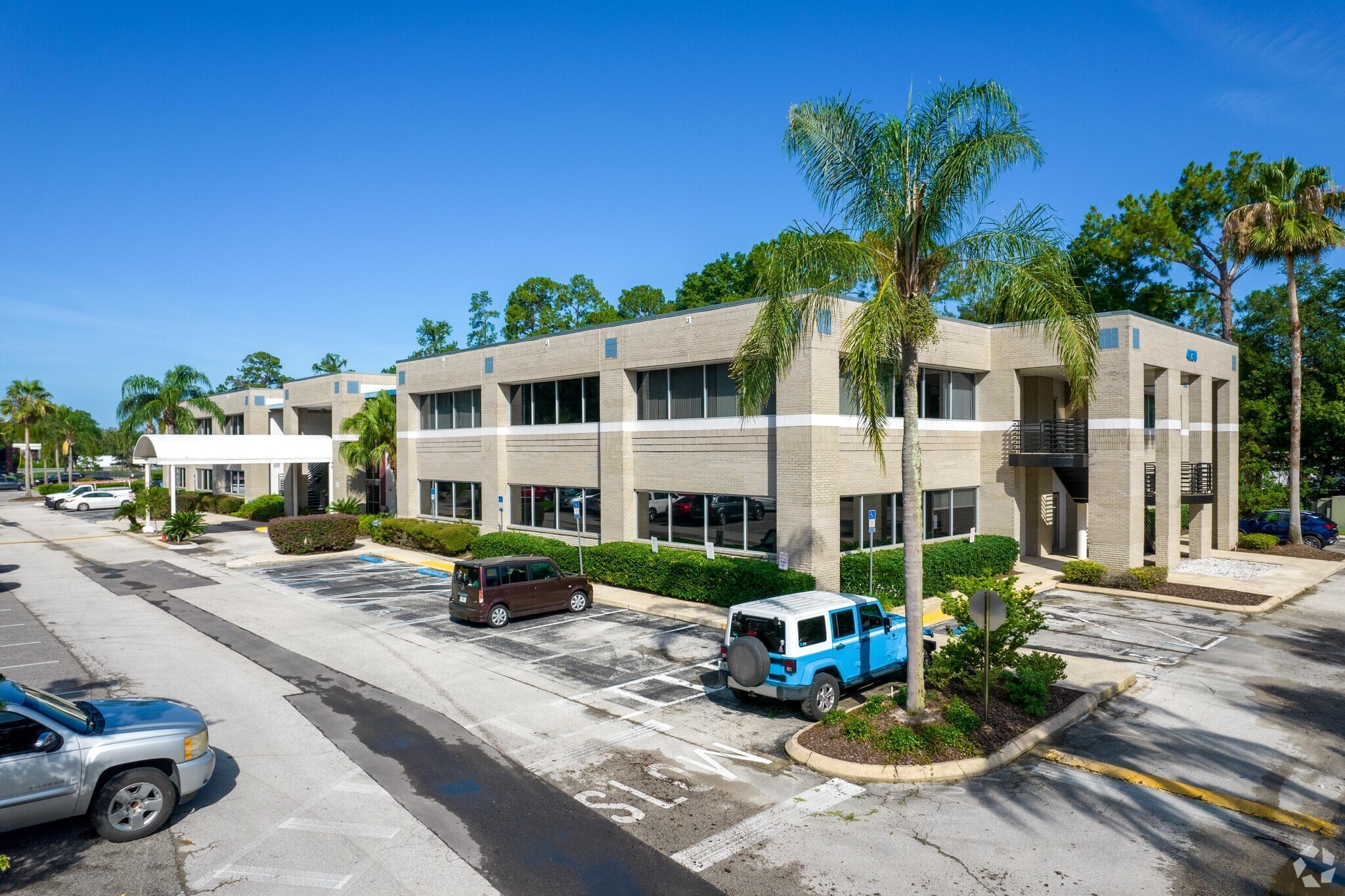 4130 Salisbury Rd, Jacksonville, FL for Rent