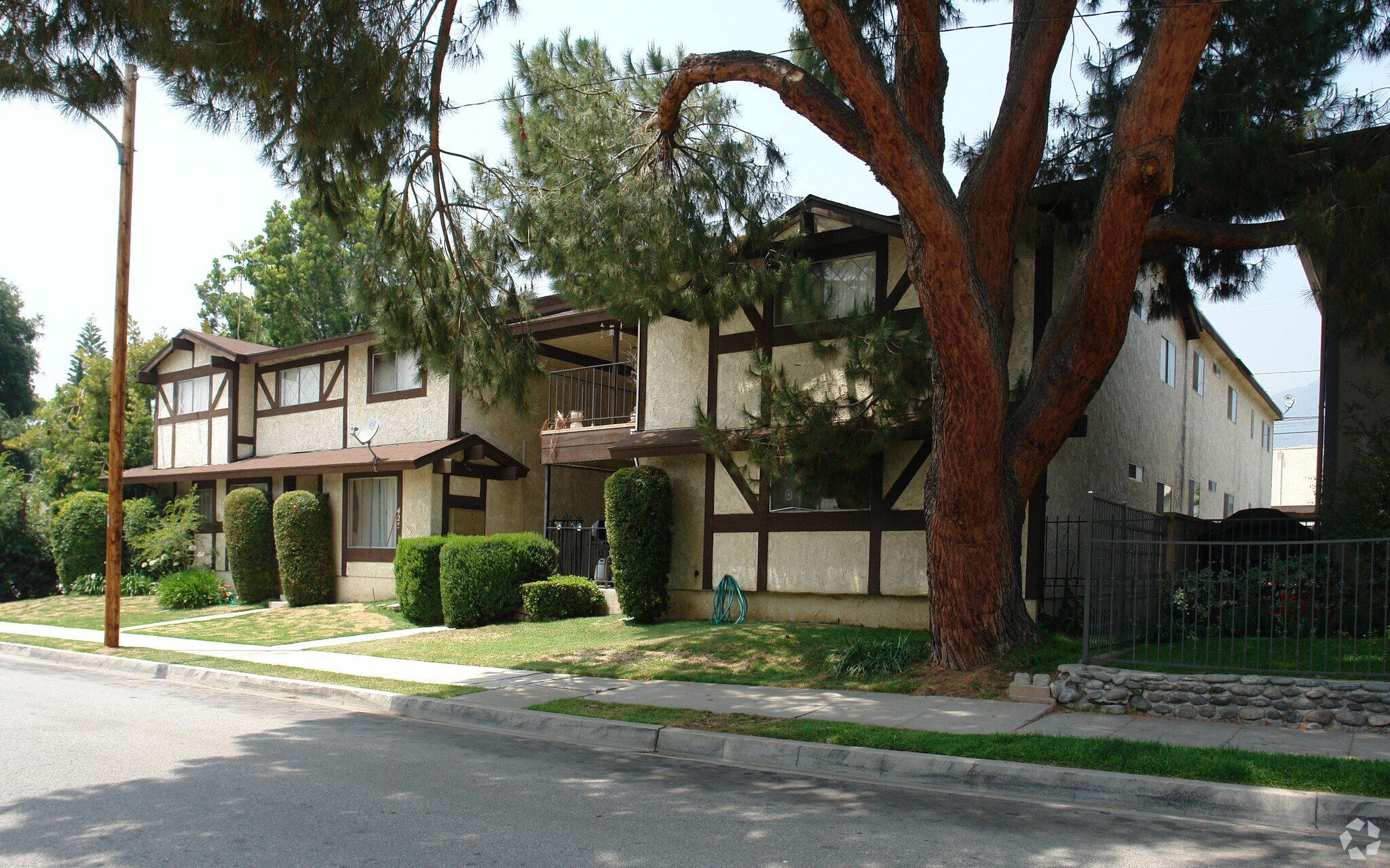 425 Linwood Ave, Monrovia, CA for Sale