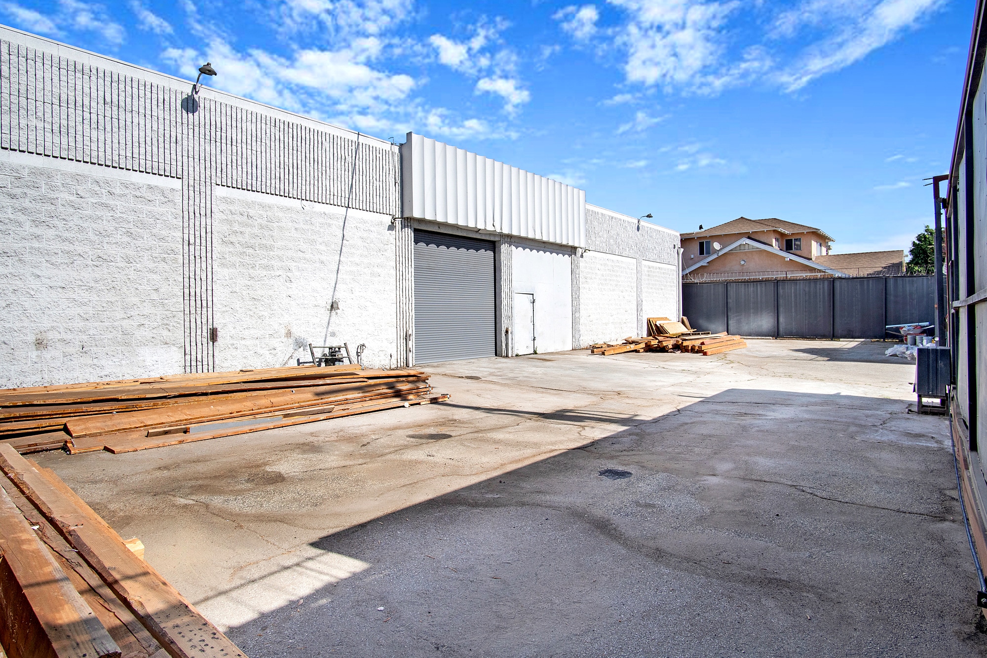 3711 S San Pedro St, Los Angeles, CA for Rent