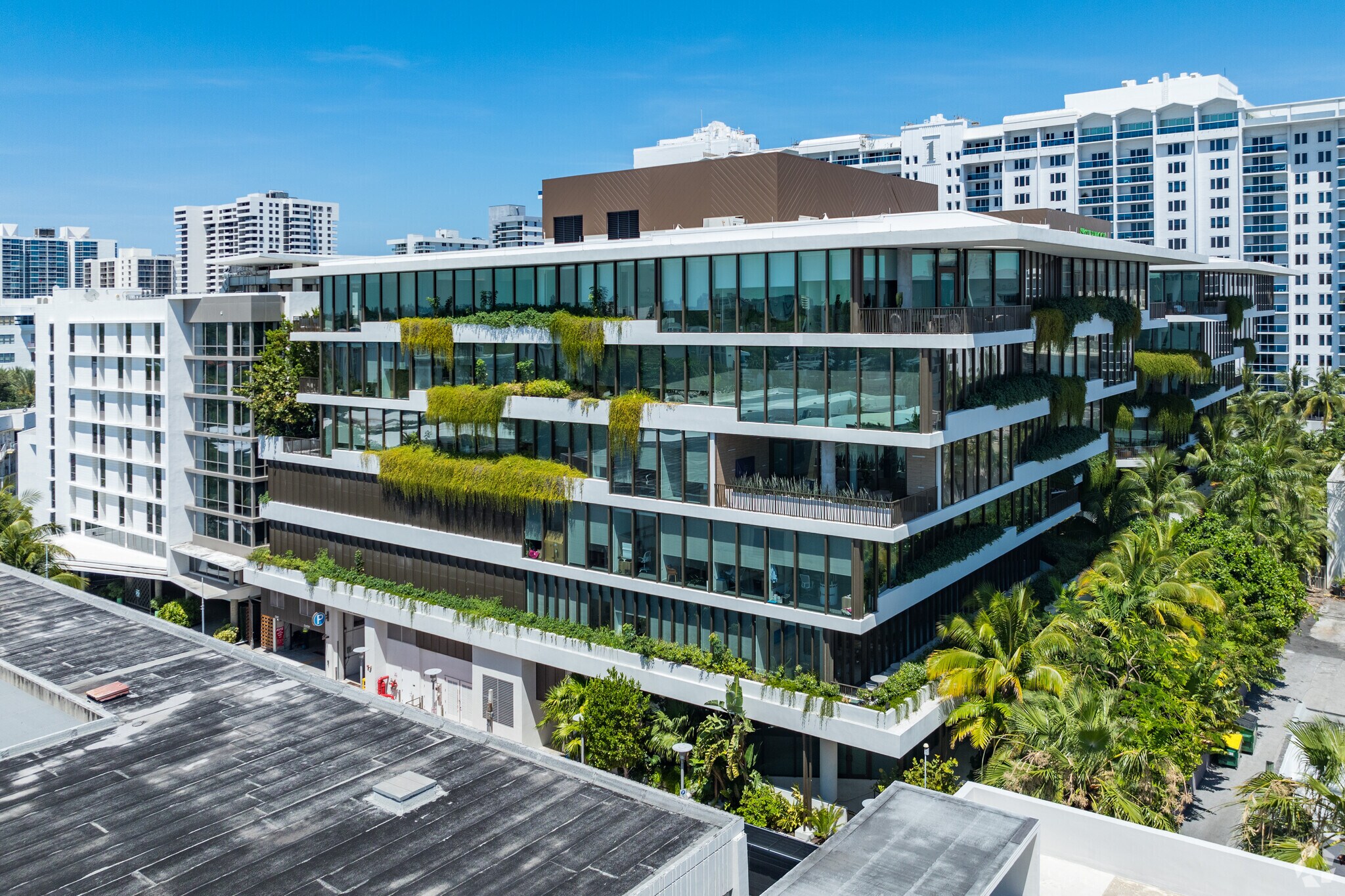 2340 Collins Ave, Miami Beach, FL for Rent
