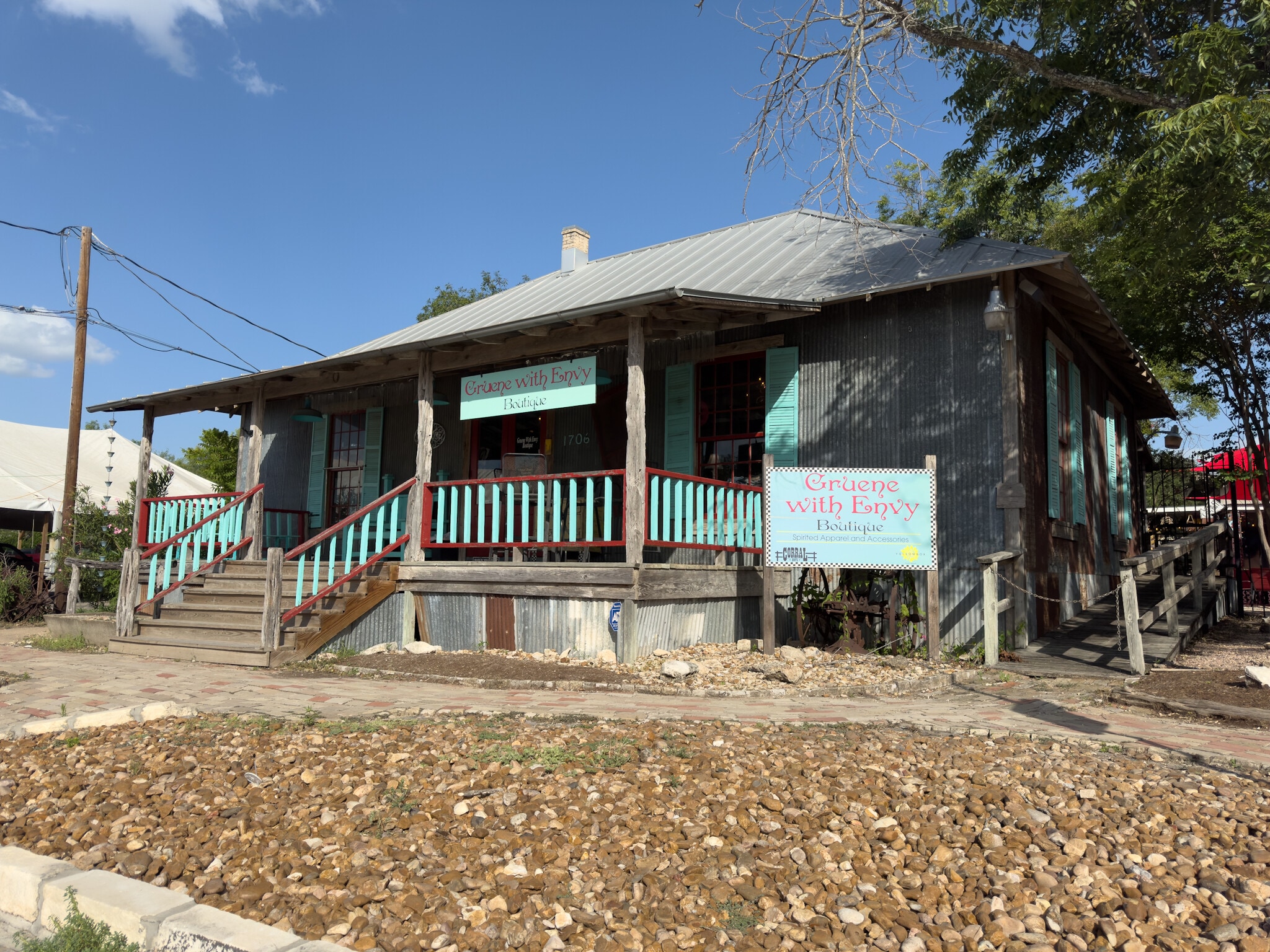 1706 Hunter Rd, New Braunfels, TX for Sale