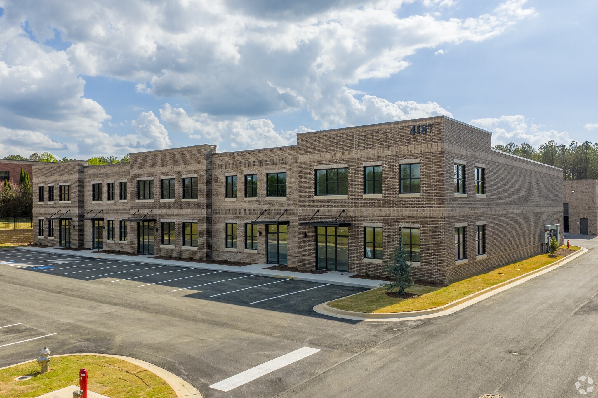 4187 Tanners Creek Dr, Flowery Branch, GA for Rent