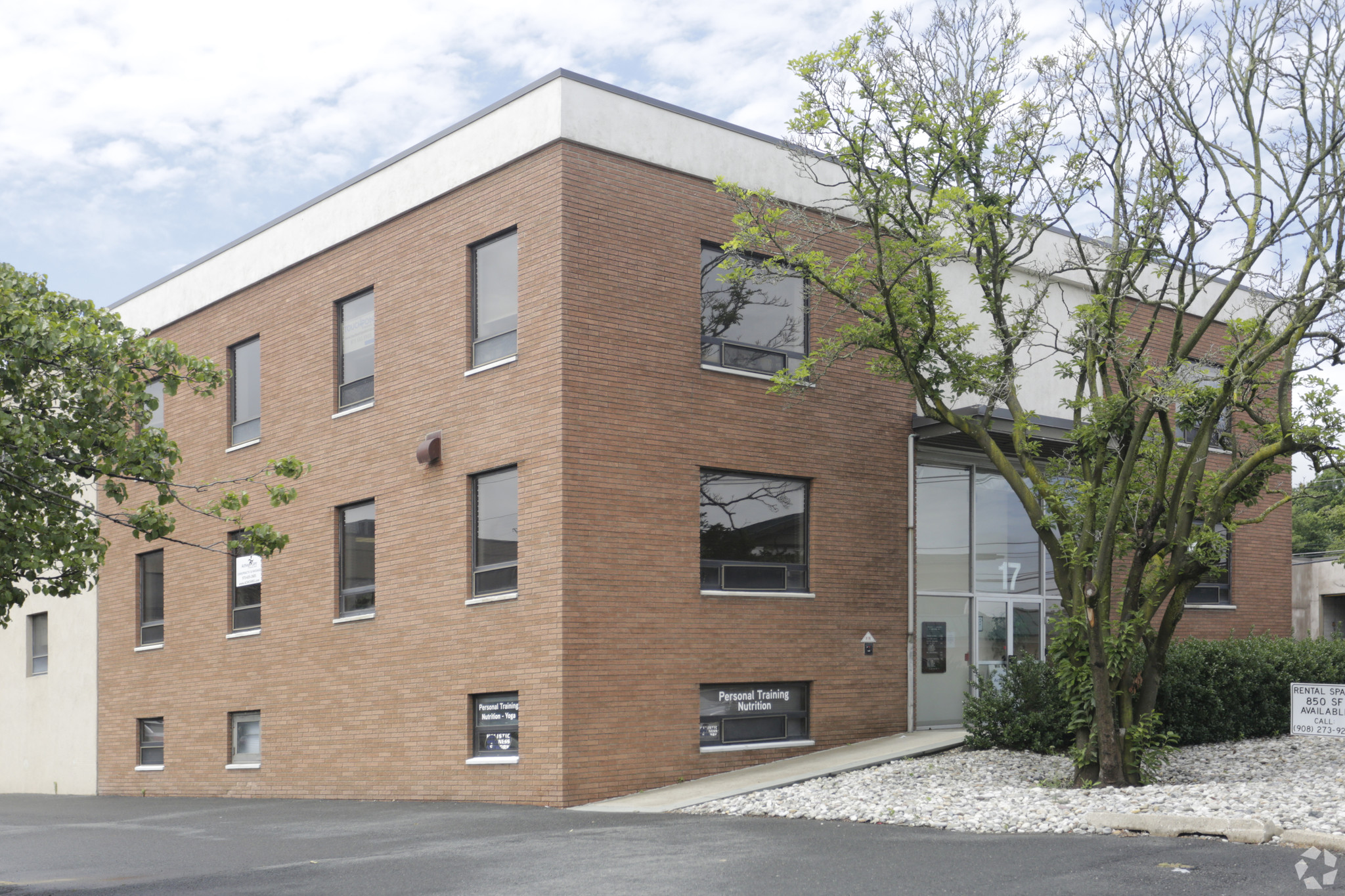 17 Watchung Ave, Chatham, NJ for Rent