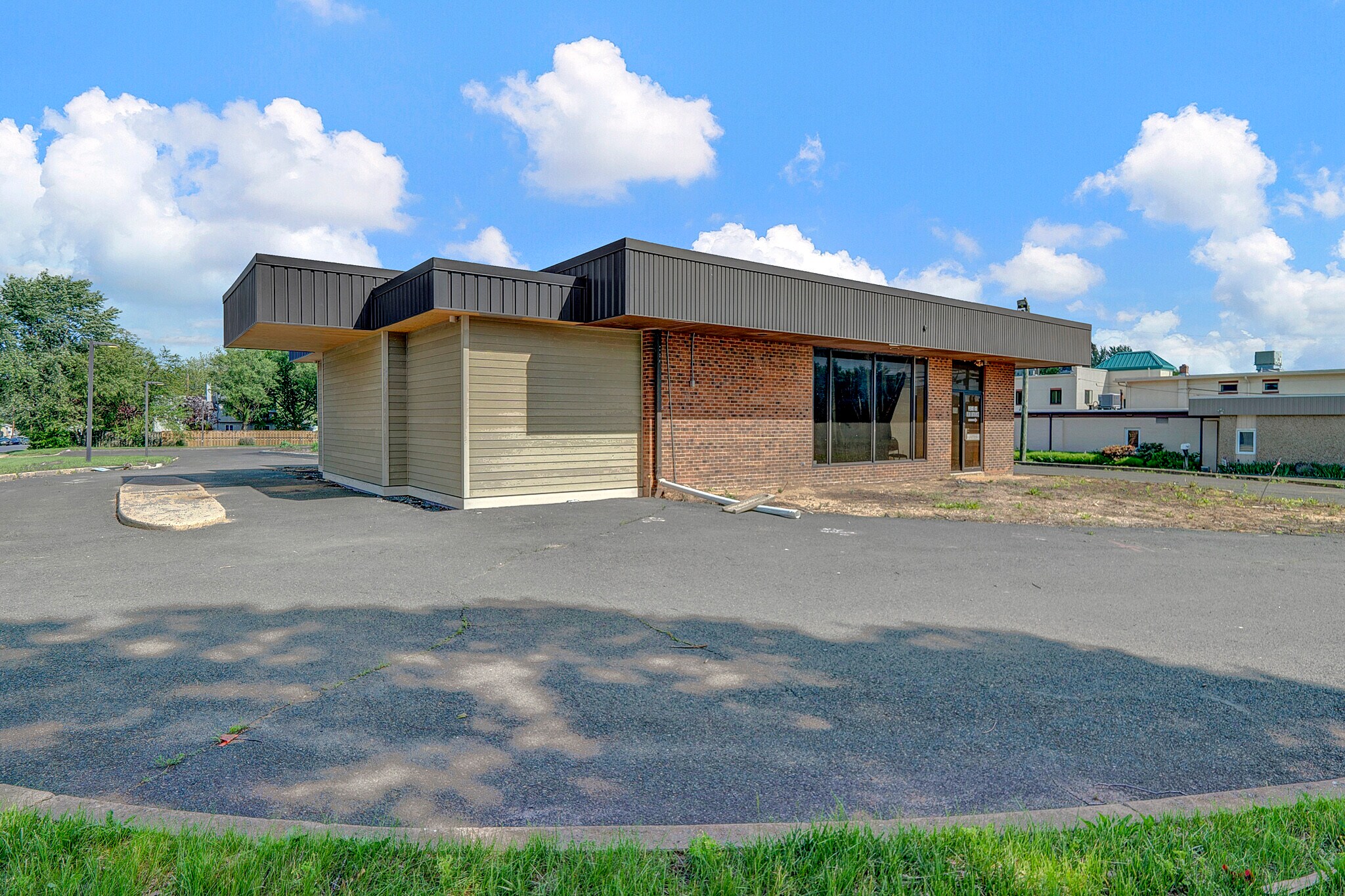 40 Scotch Rd, Trenton, NJ for Sale