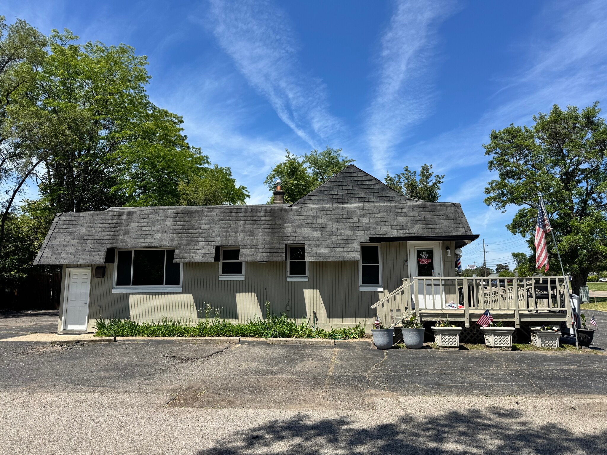 7045 Cooley Lake Rd, West Bloomfield, MI for Sale