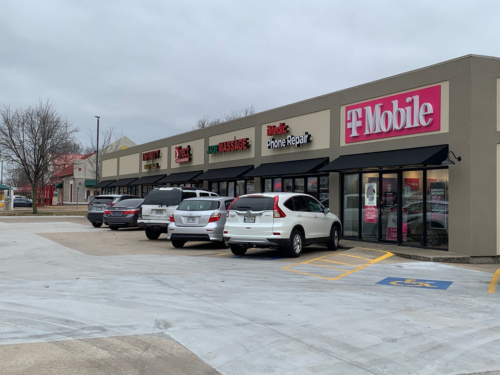 1102 S Thompson St Springdale, AR 72764 - Shopping Center Property for on  Showcase.com
