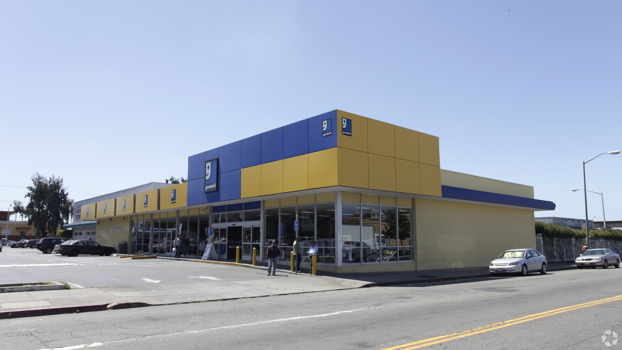1301 30th Ave, Oakland, CA for Sale